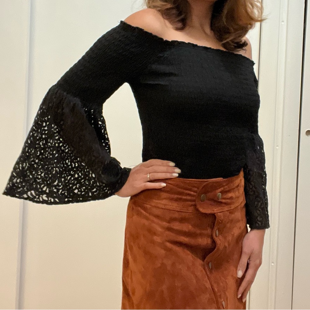 Black off shoulder top. Size XL